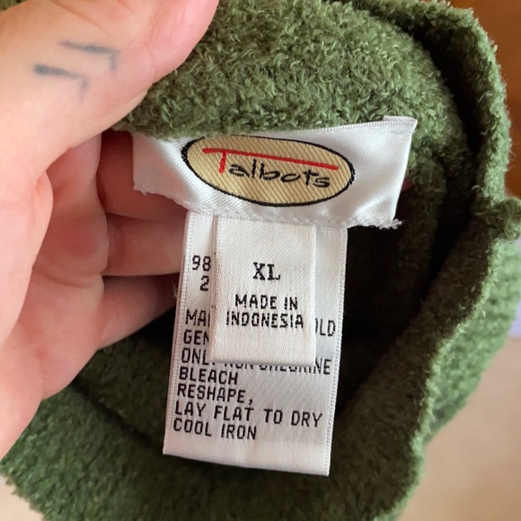 Super soft green turtleneck sweater - Picture 6 of 8